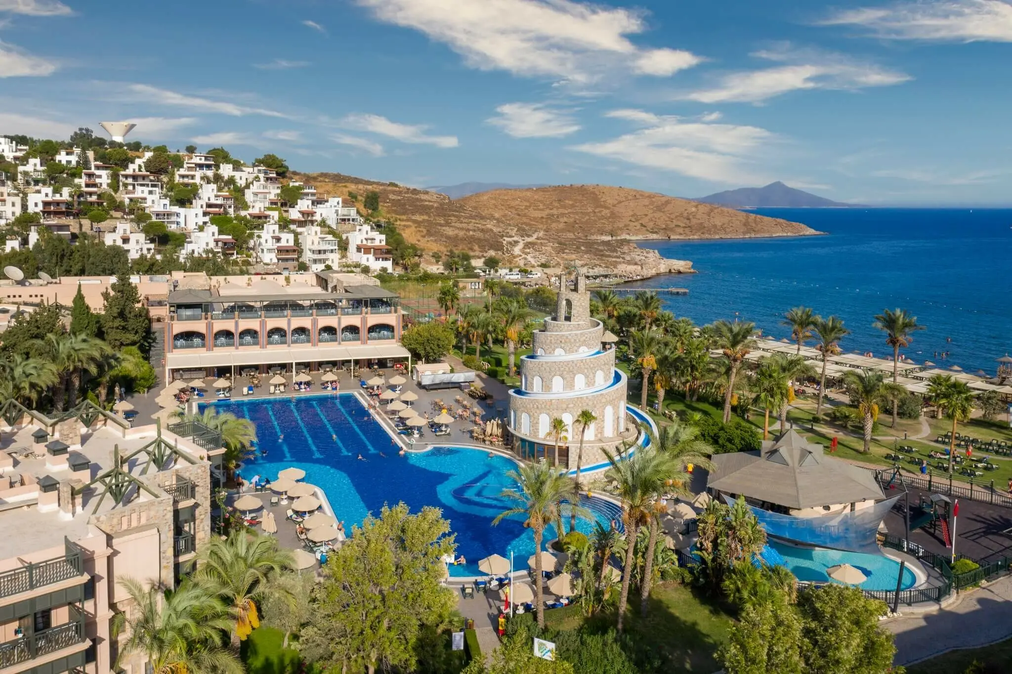 Панорама на комплекса на хълма над залива Бала – Selectum Collection Bodrum (ex. Kairaba Bodrum Imperial), Бодрум