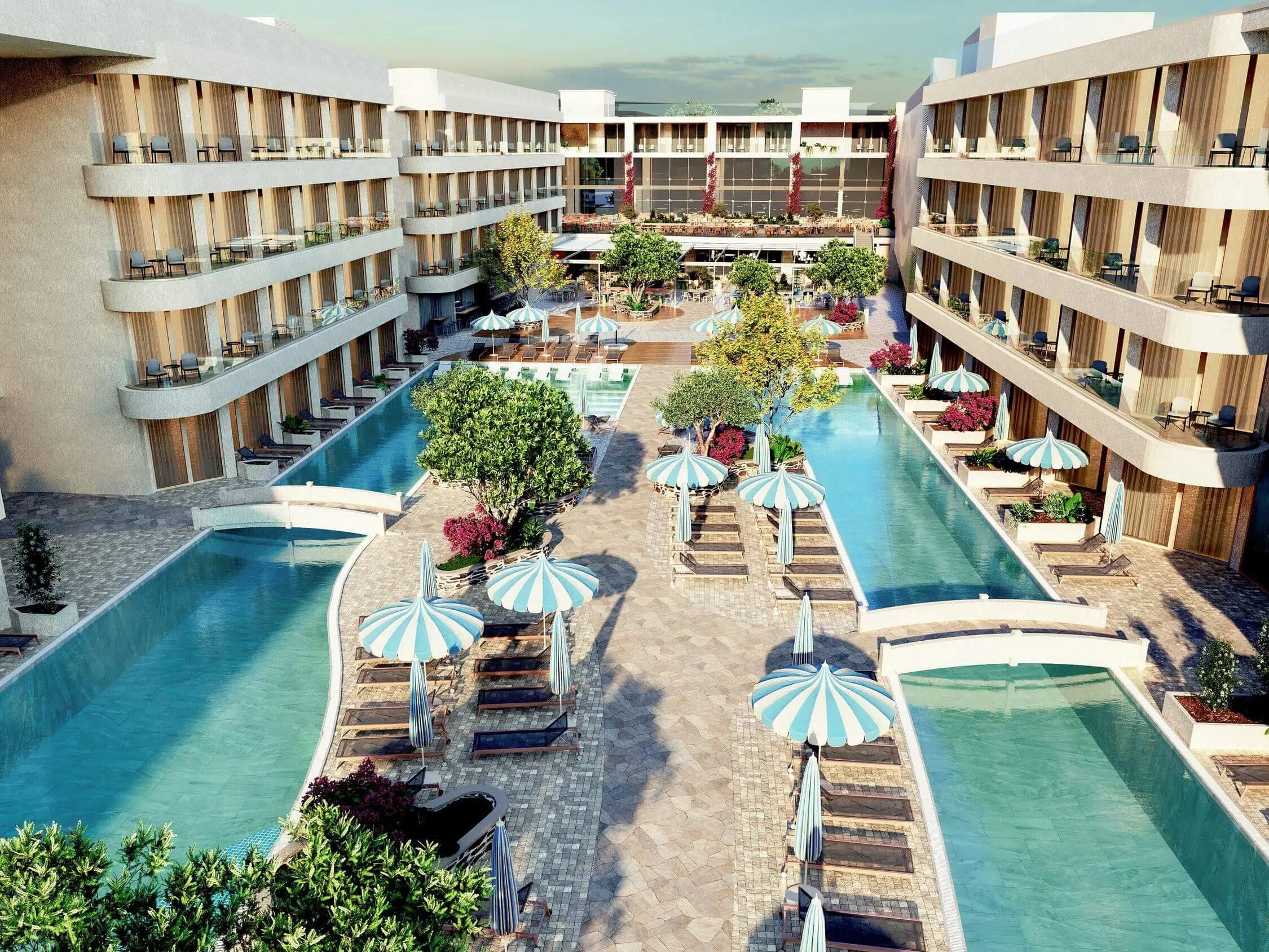 Басейни и хотелски корпуси с балкони, изглед отгоре – Holiday Inn Resort Bodrum West Beach, Бодрум