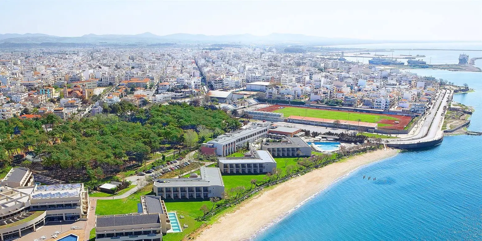 Хотелът, плажът и градът от въздуха – Grecotel Egnatia Grand Hotel, Александруполис